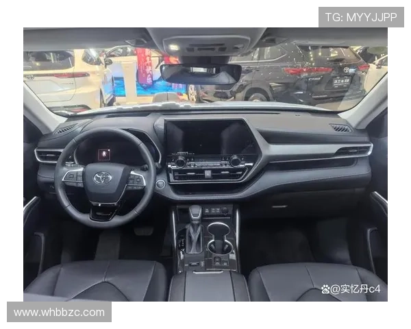 2.4T+8AT,动力充沛,油耗低,普拉多2025款旗舰VX版试驾